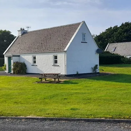 Willow - 3 Bedroom Louisburgh